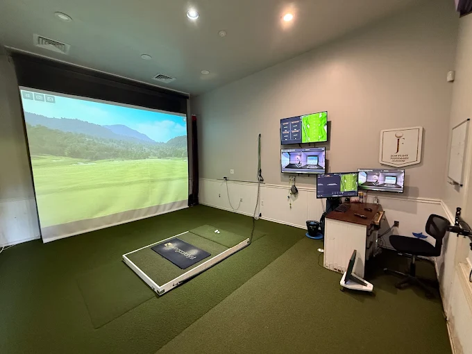 indoor golf instruction in Hatboro